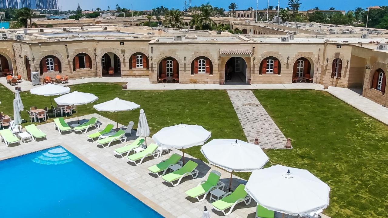 Golden Lake Marina Hotel El Alamein Kültér fotó