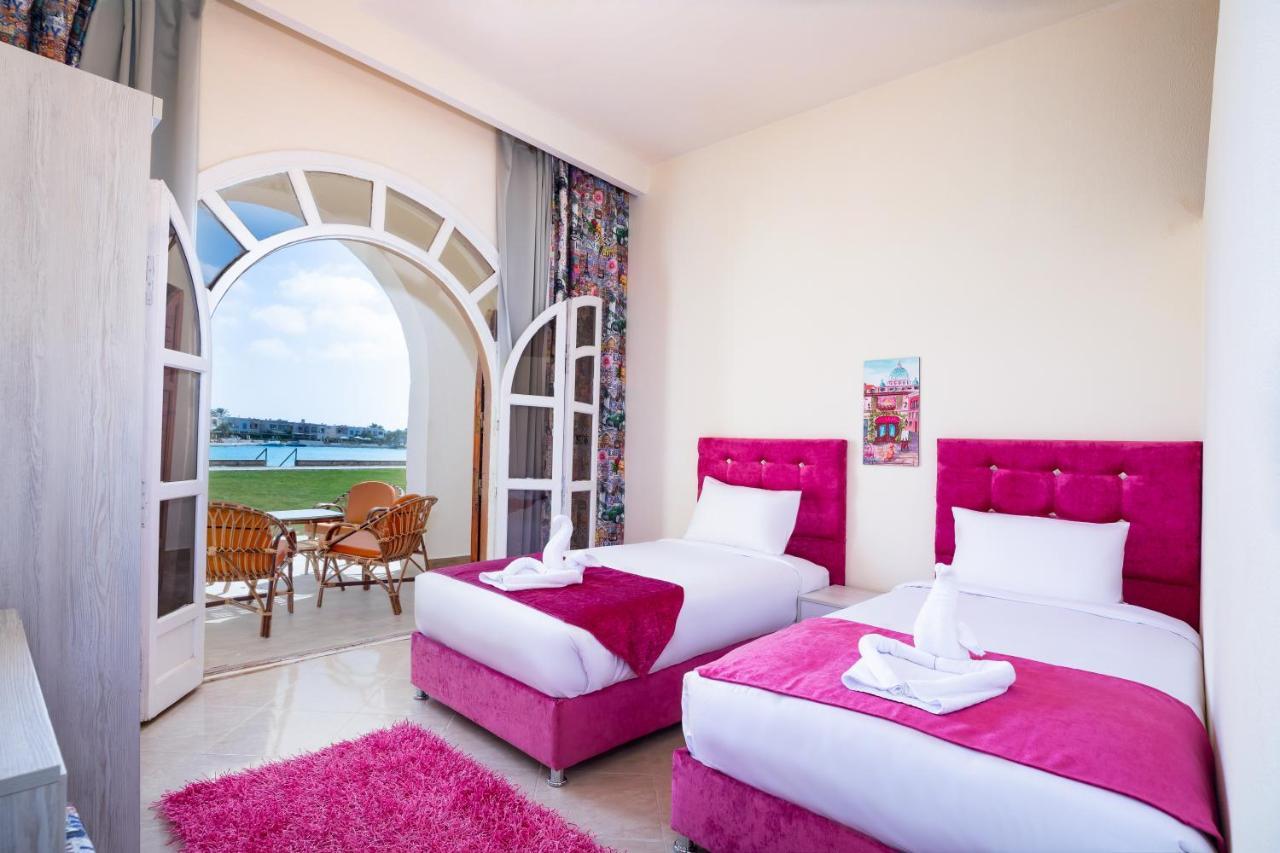 Golden Lake Marina Hotel El Alamein Kültér fotó